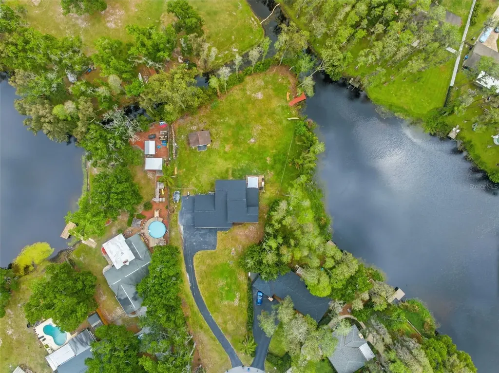 19003 Cedar Lane Lutz FL 33548