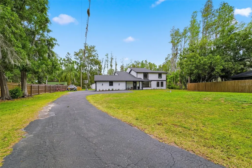 19003 Cedar Lane Lutz FL 33548