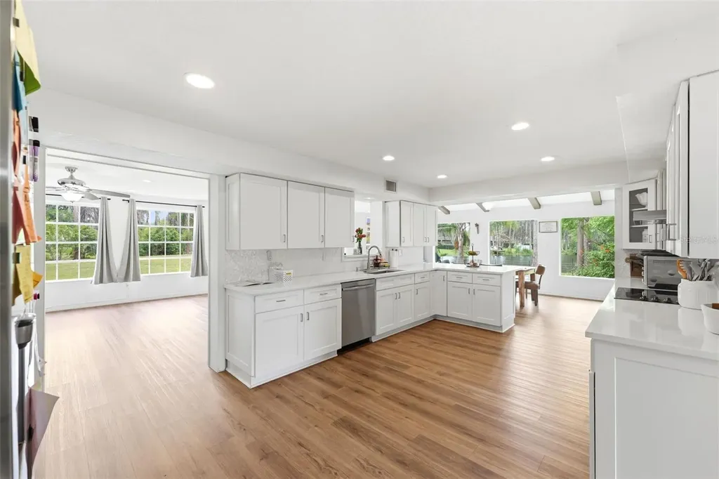 19003 Cedar Lane Lutz FL 33548