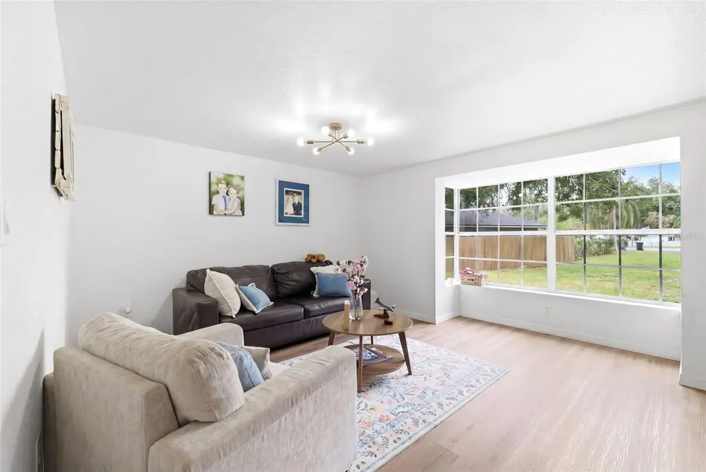19003 Cedar Lane Lutz FL 33548
