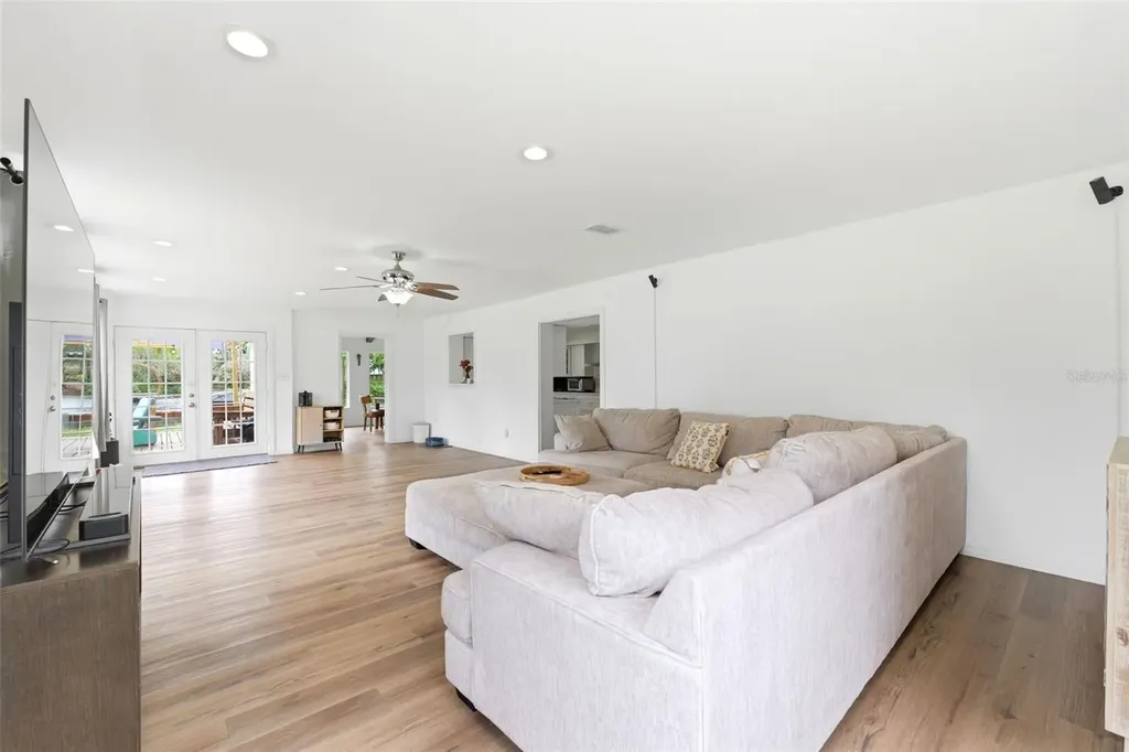 19003 Cedar Lane Lutz FL 33548