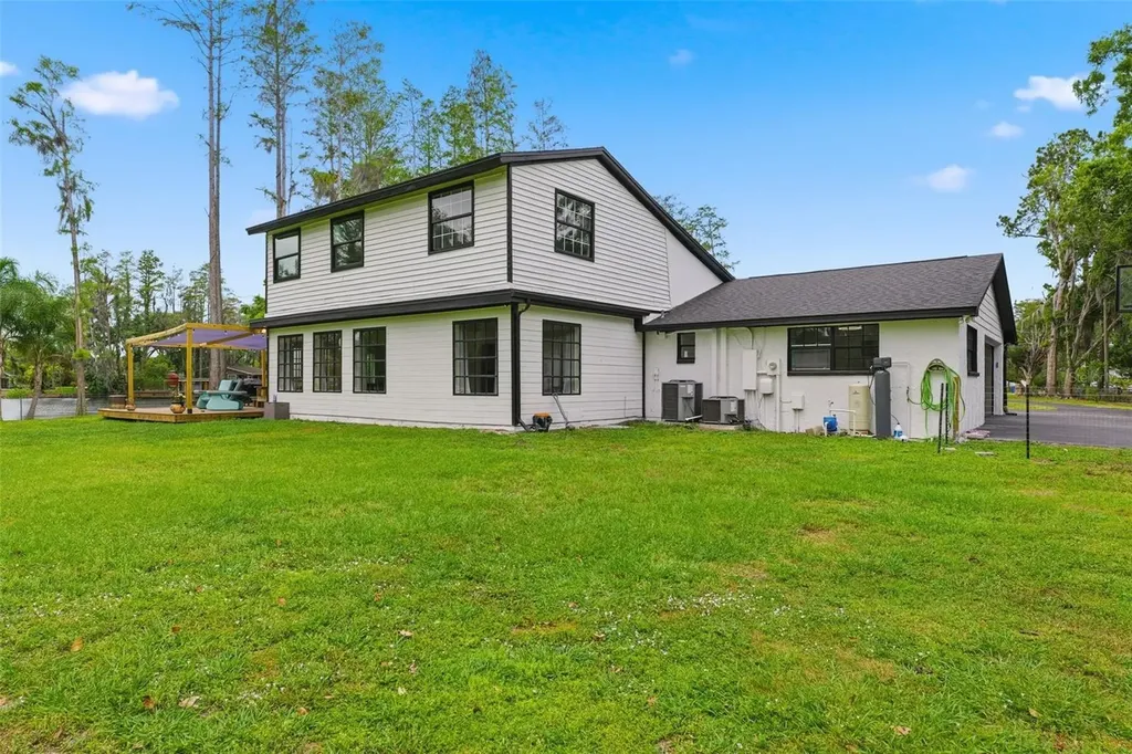 19003 Cedar Lane Lutz FL 33548