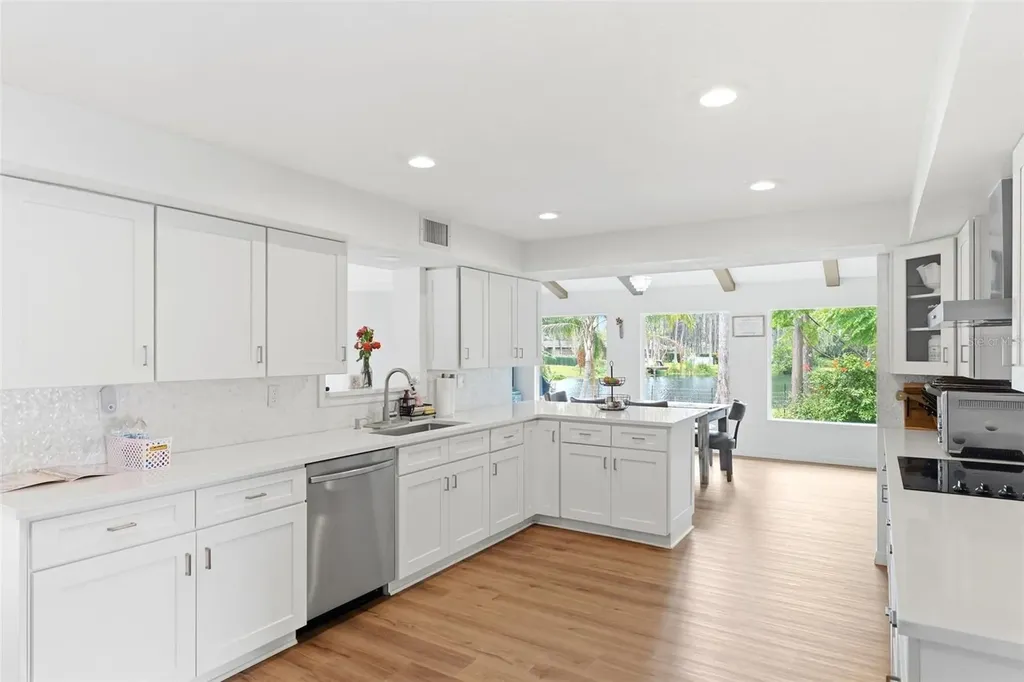 19003 Cedar Lane Lutz FL 33548