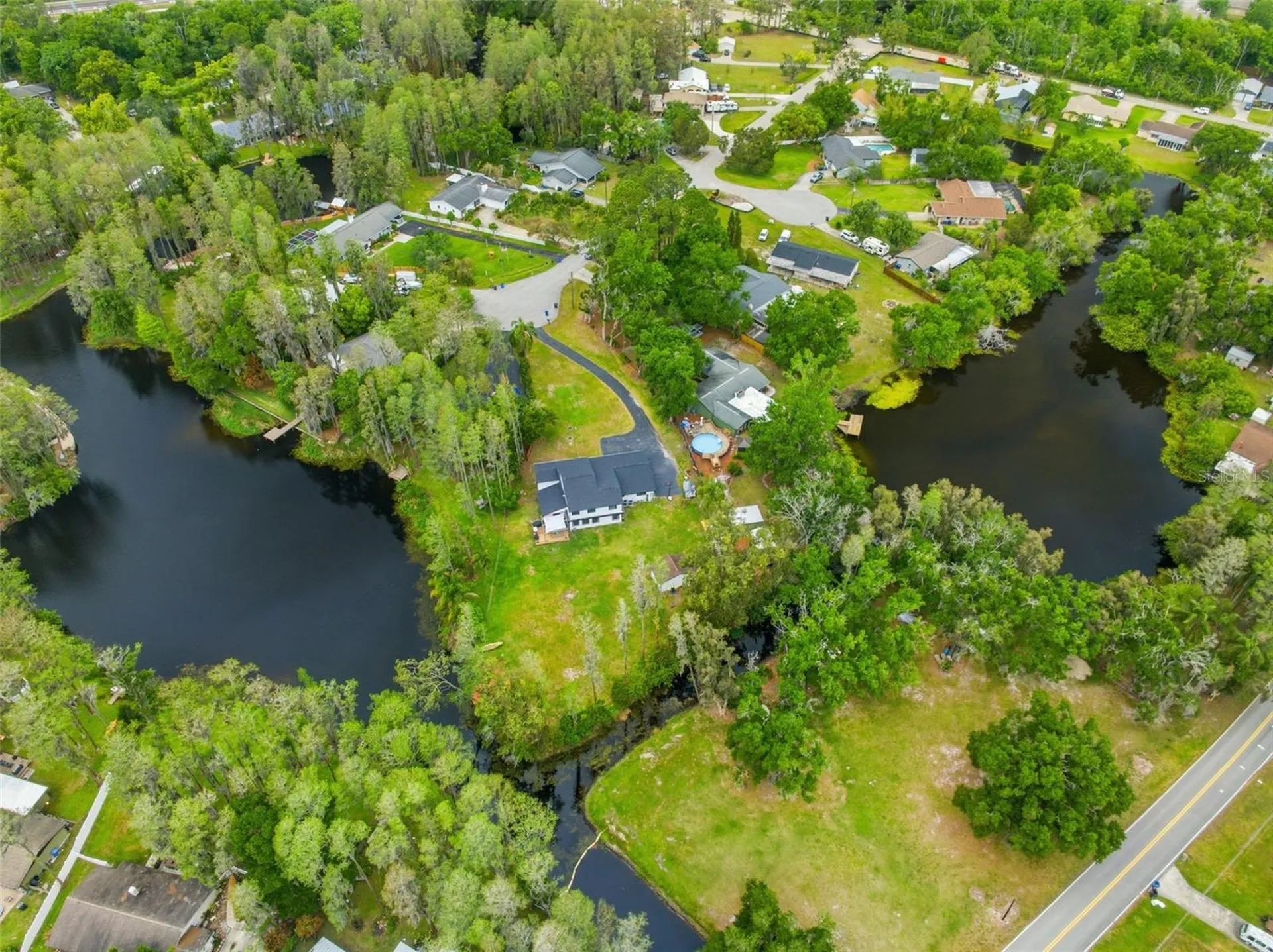 19003 Cedar Lane Lutz FL 33548