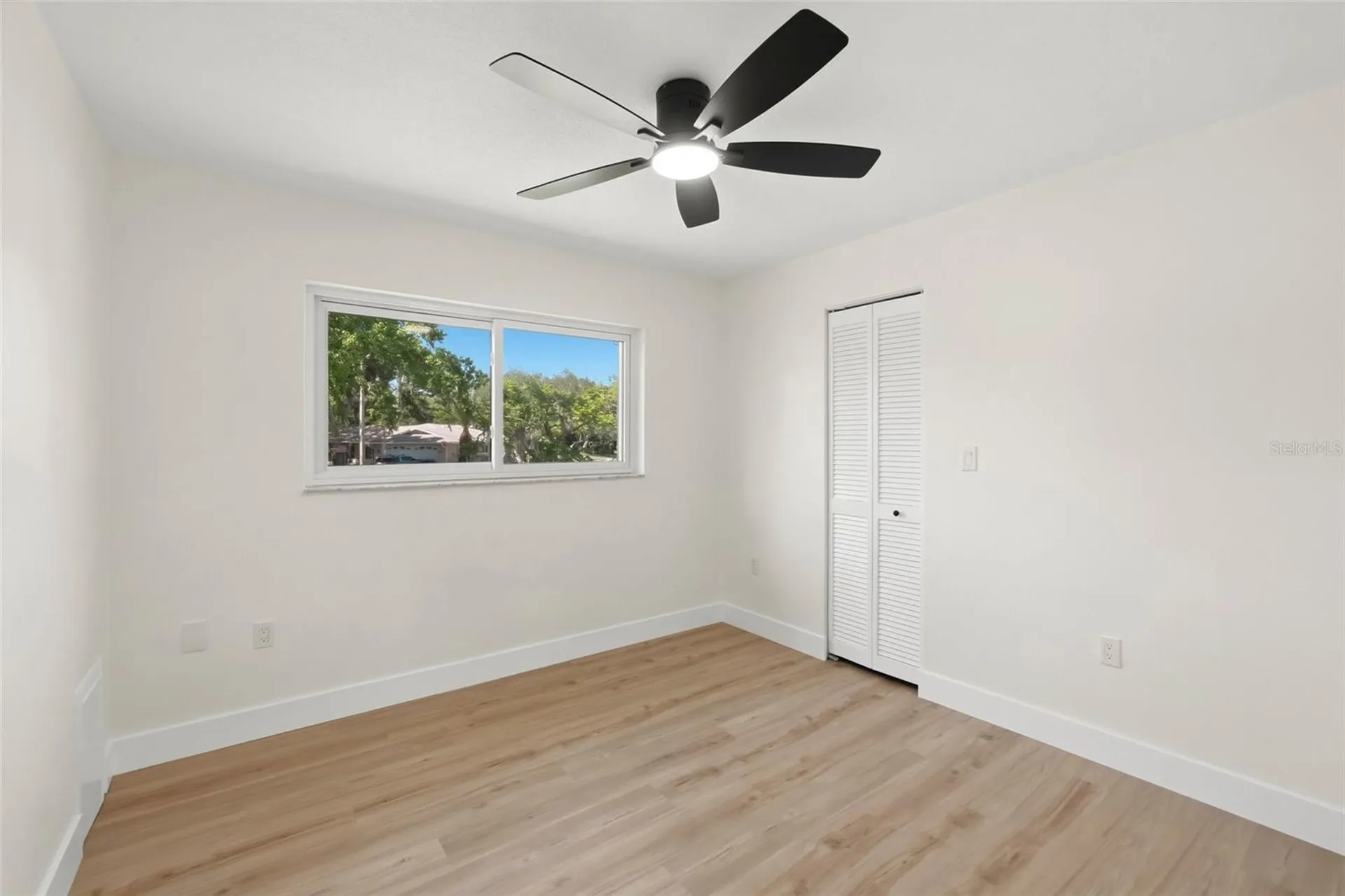 1434 Red Oak Drive Tarpon Springs FL 34689