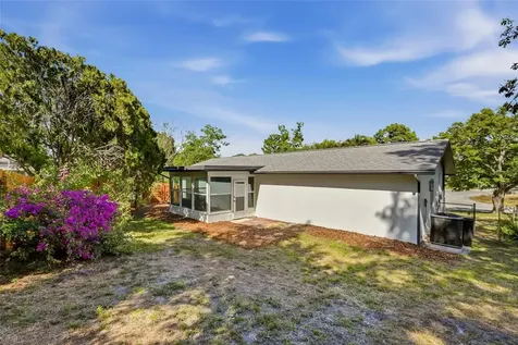 1434 Red Oak Drive Tarpon Springs FL 34689
