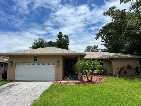 915 Rolling Hills Drive Palm Harbor FL 34683