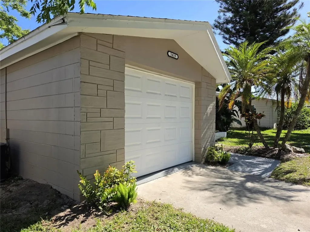 5419 Reef Drive New Port Richey FL 34652