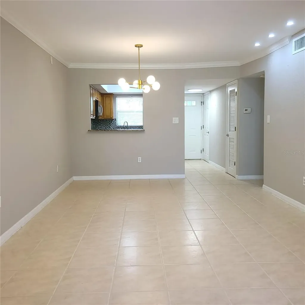 924 La Costa Circle Sarasota FL 34237