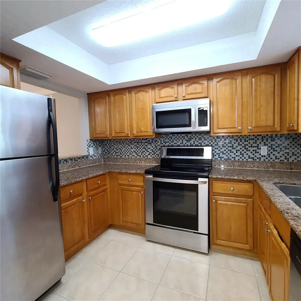 924 La Costa Circle Sarasota FL 34237