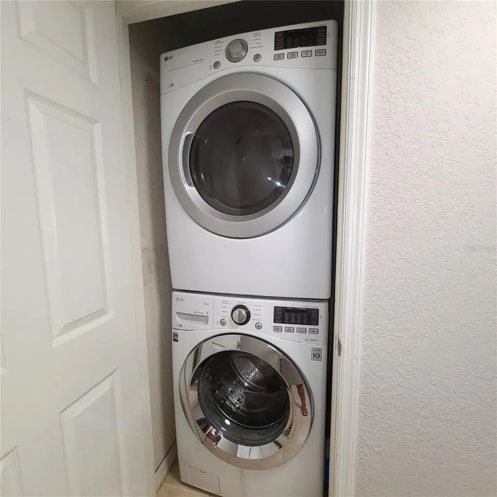 924 La Costa Circle Sarasota FL 34237