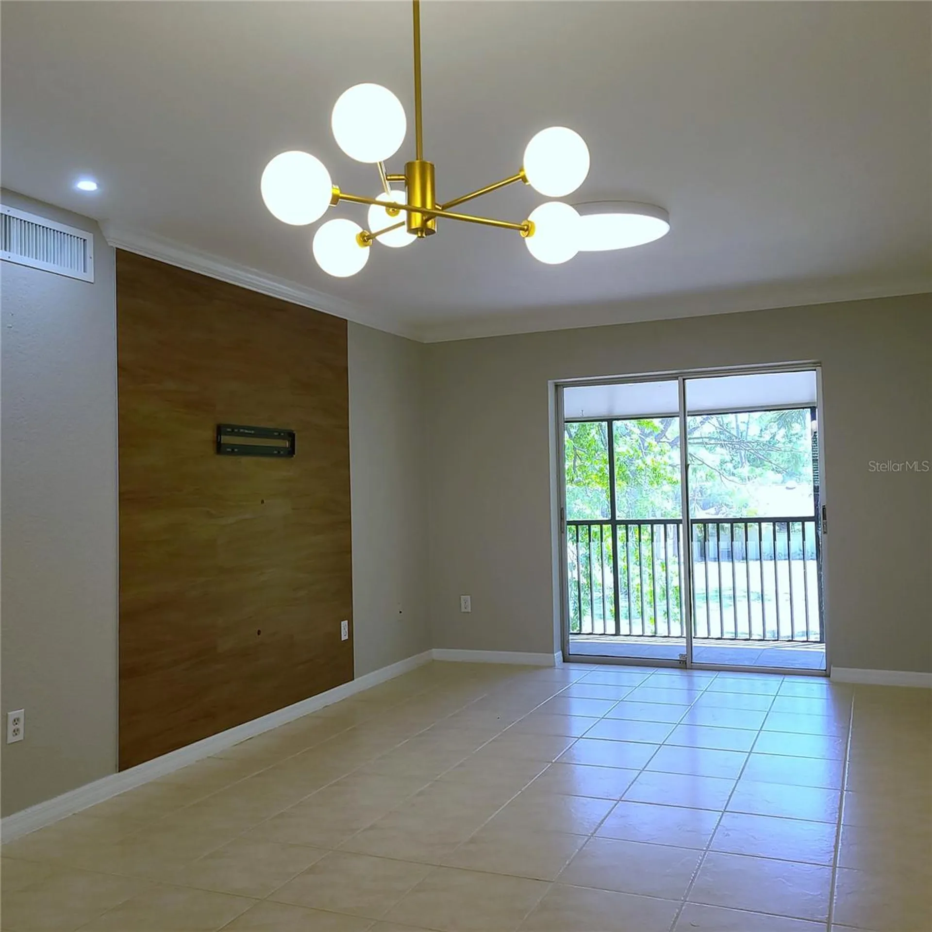 924 La Costa Circle Sarasota FL 34237