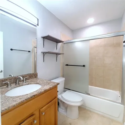 924 La Costa Circle Sarasota FL 34237