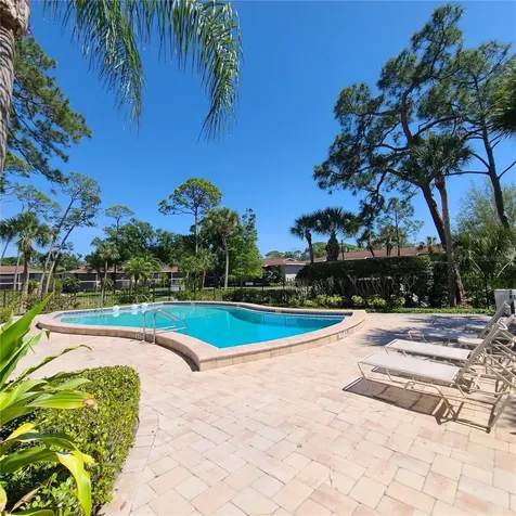 924 La Costa Circle Sarasota FL 34237