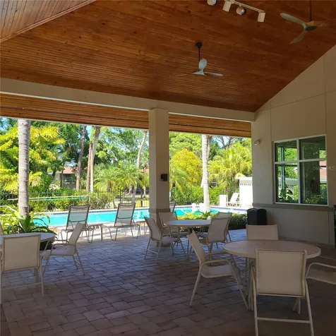 924 La Costa Circle Sarasota FL 34237