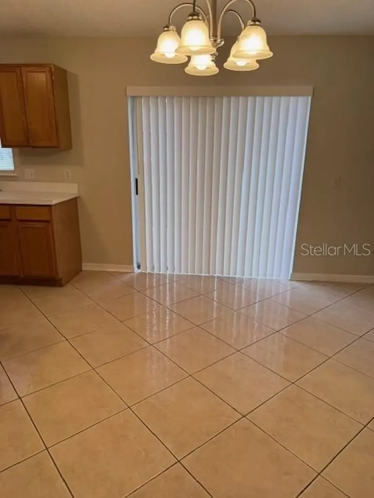 744 Paris Drive Kissimmee FL 34759