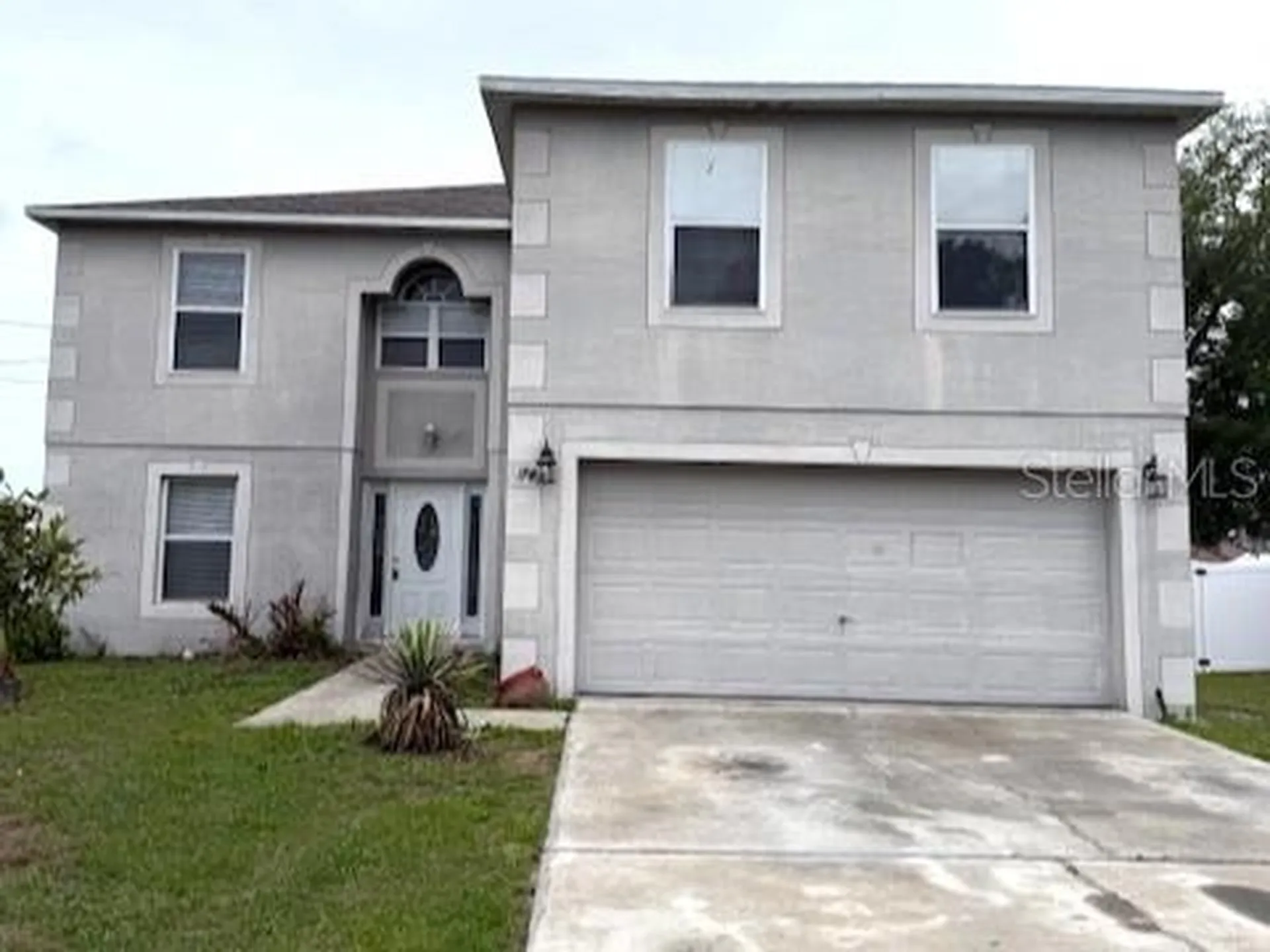 744 Paris Drive Kissimmee FL 34759