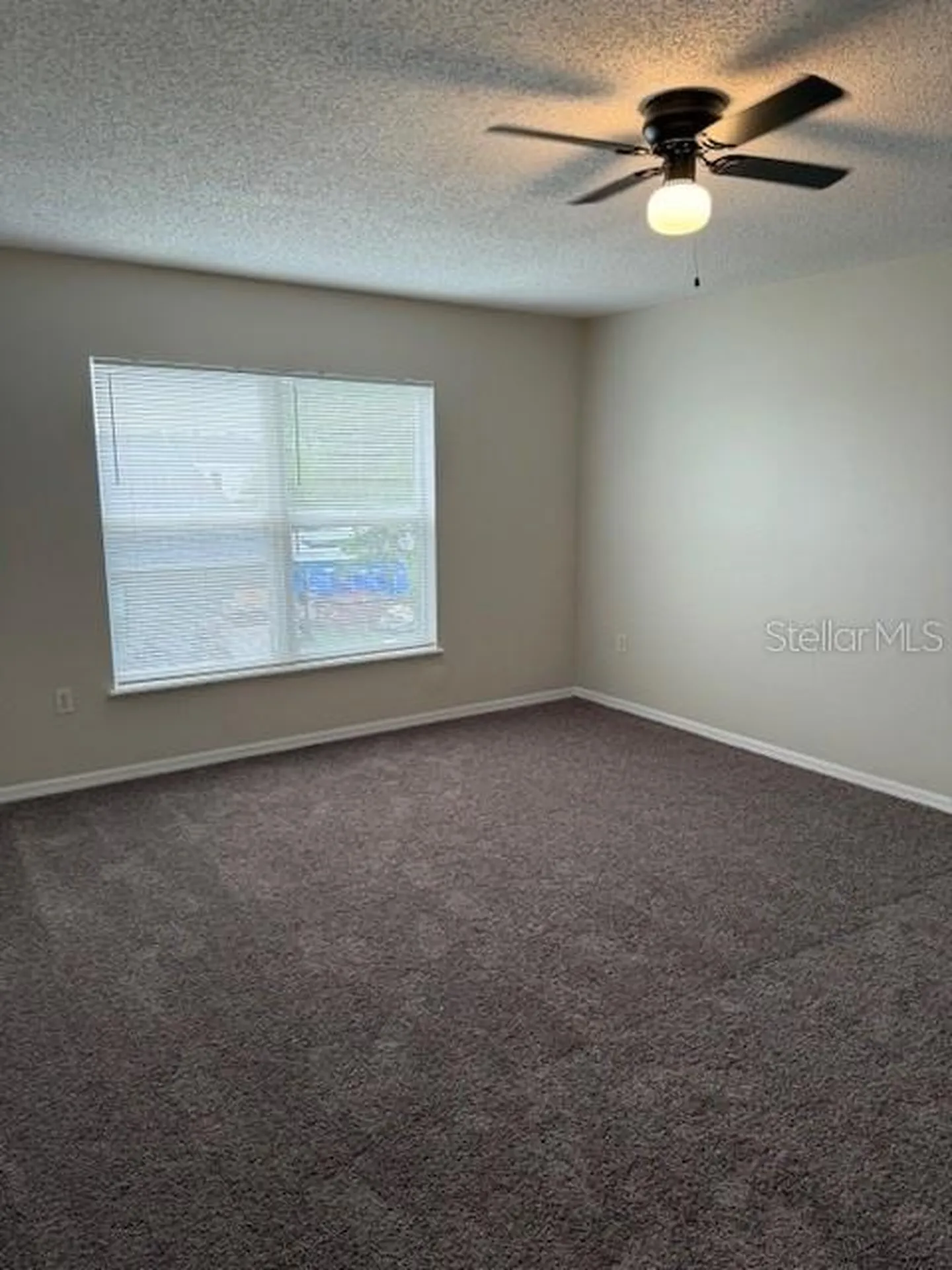 744 Paris Drive Kissimmee FL 34759