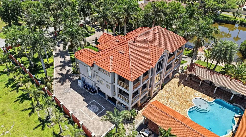 4908 Troydale Road Tampa FL 33615