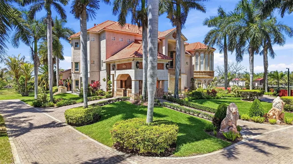 4908 Troydale Road Tampa FL 33615