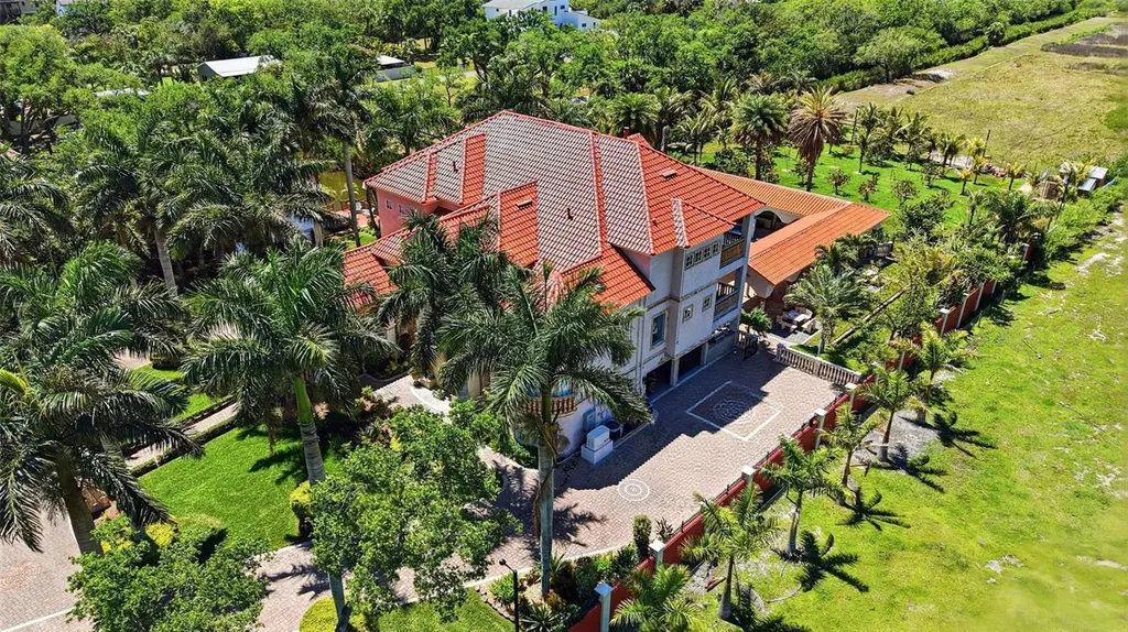 4908 Troydale Road Tampa FL 33615