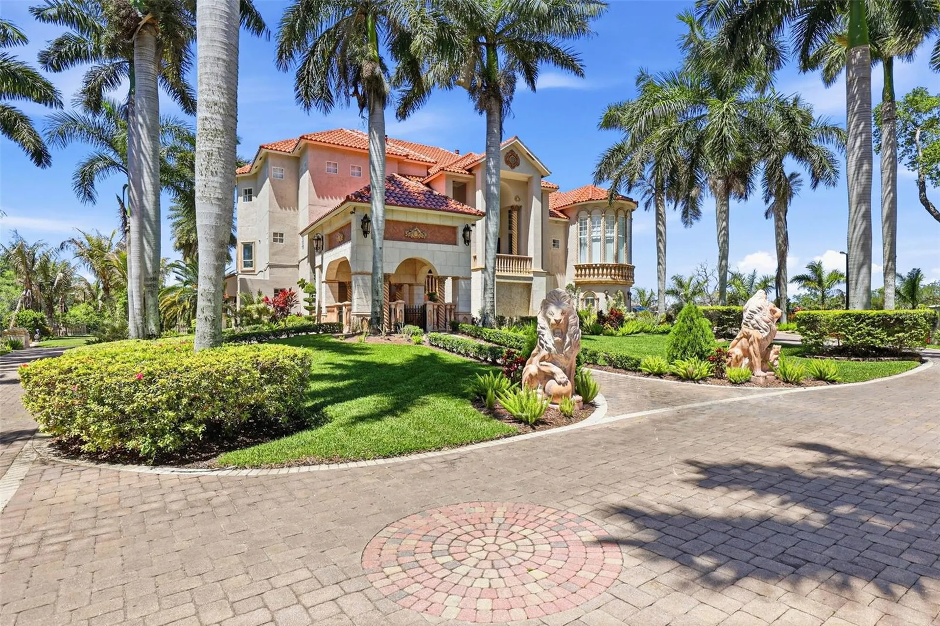 4908 Troydale Road Tampa FL 33615