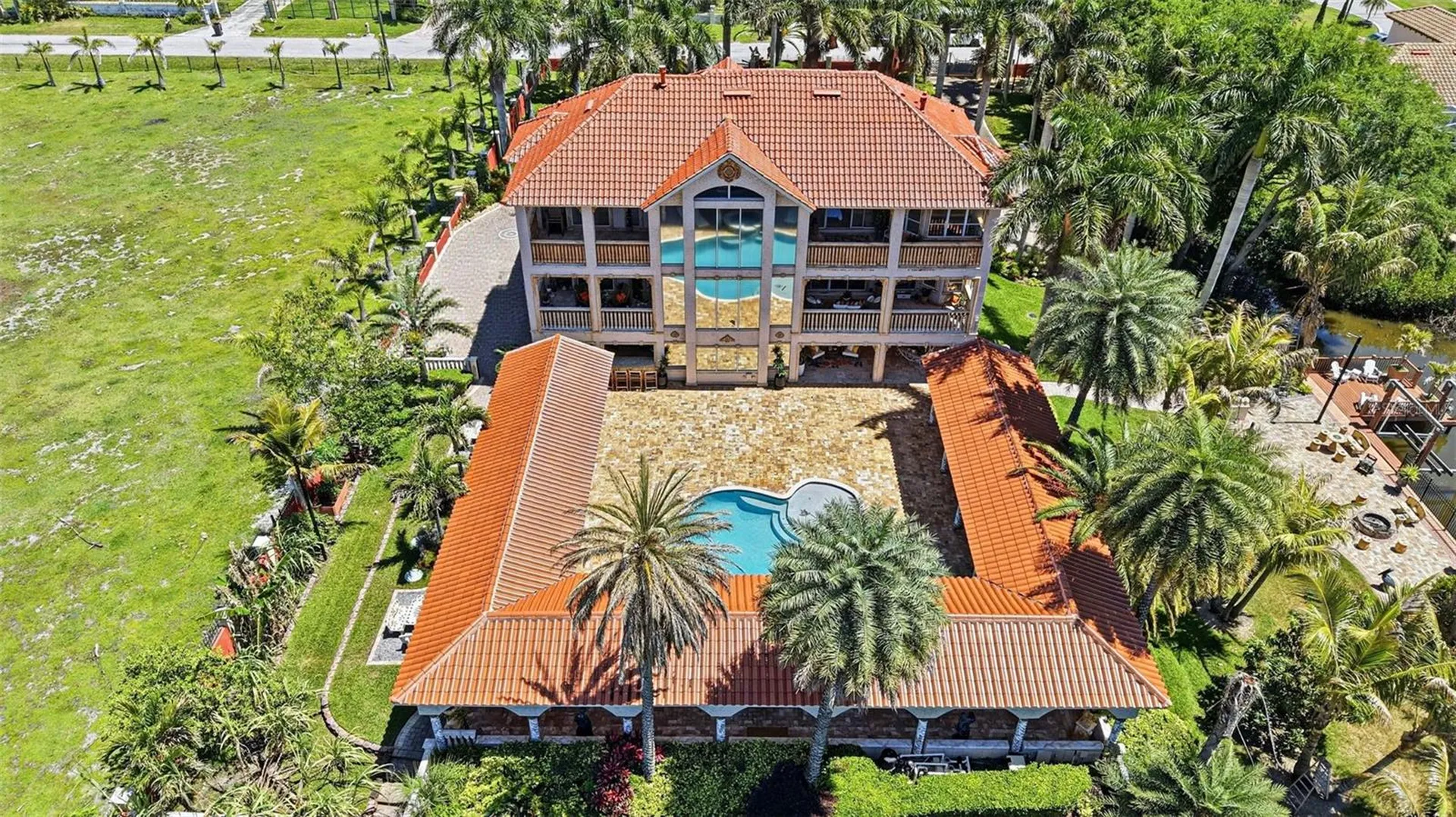 4908 Troydale Road Tampa FL 33615