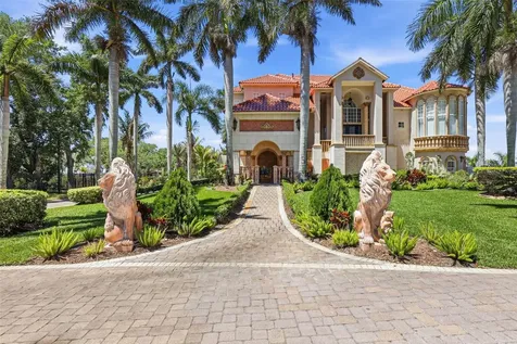 4908 Troydale Road Tampa FL 33615