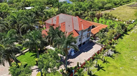 4908 Troydale Road Tampa FL 33615