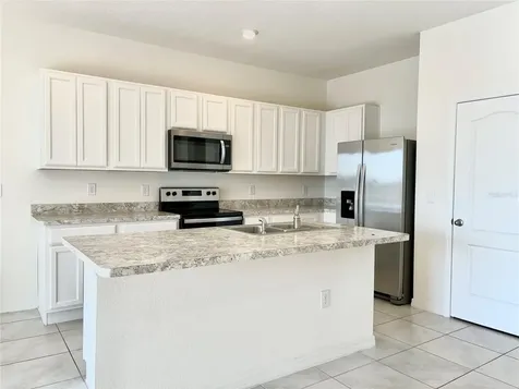 401 Feltrim Reserve Boulevard Davenport FL 33837