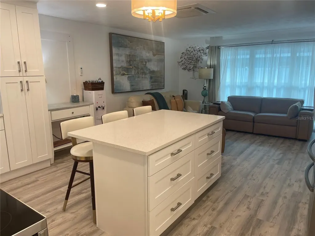 515 1st Avenue E Bradenton FL 34208