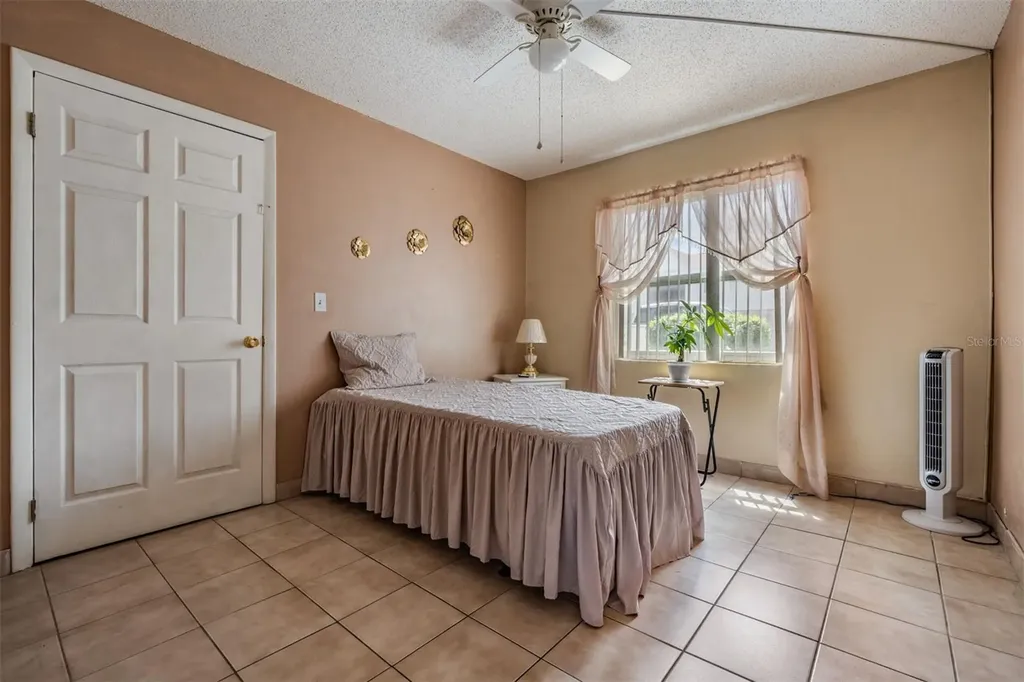 7210 N Manhattan Avenue Tampa FL 33614