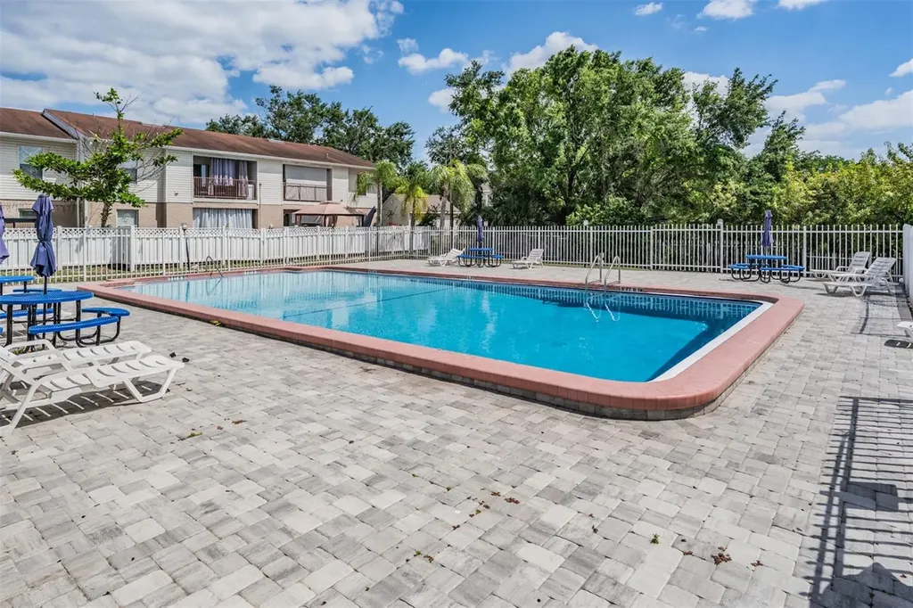 7210 N Manhattan Avenue Tampa FL 33614