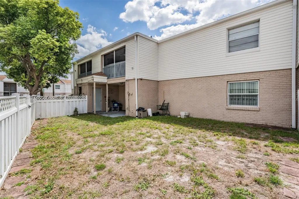 7210 N Manhattan Avenue Tampa FL 33614