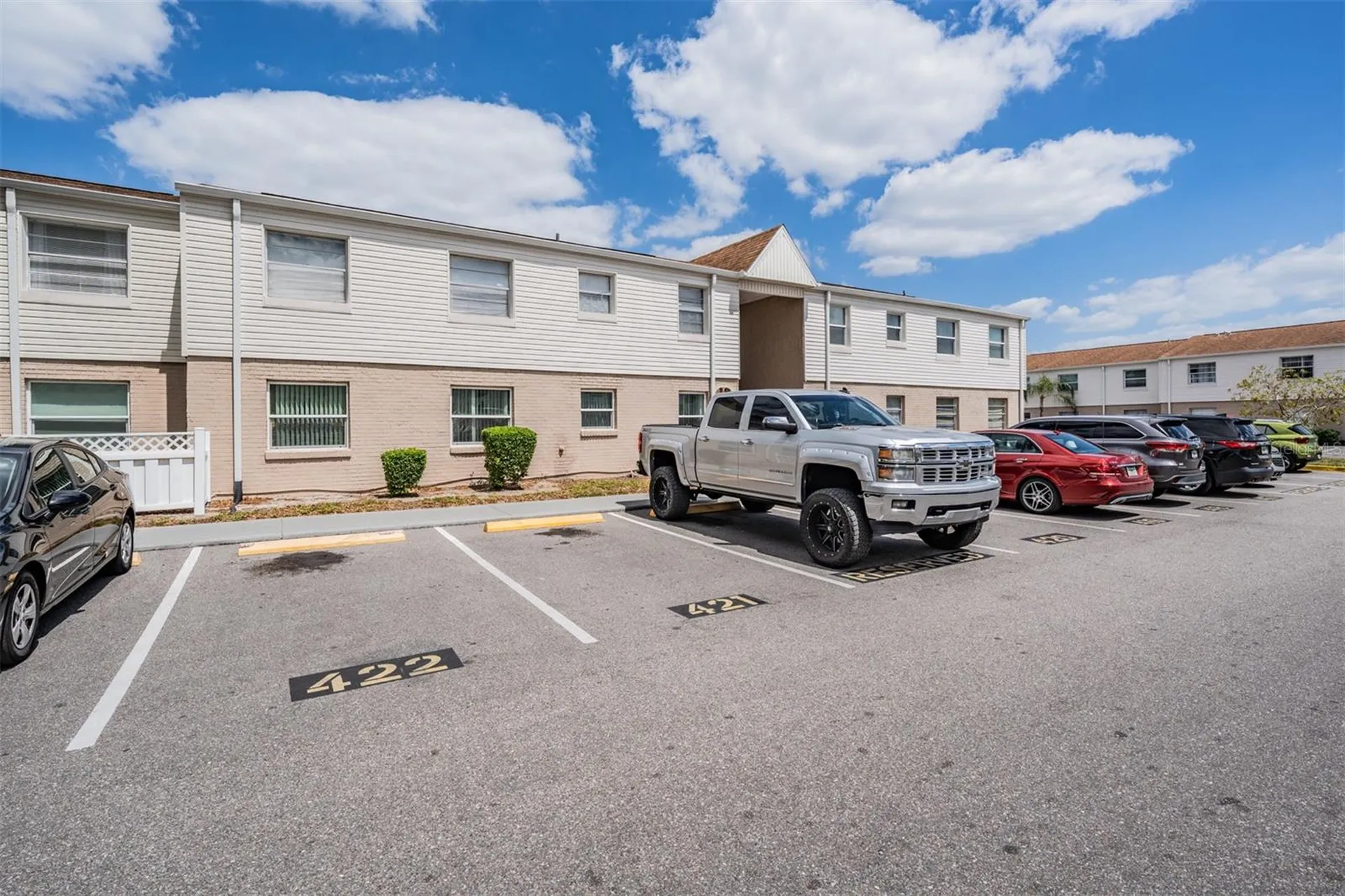 7210 N Manhattan Avenue Tampa FL 33614