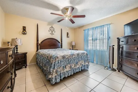 7210 N Manhattan Avenue Tampa FL 33614