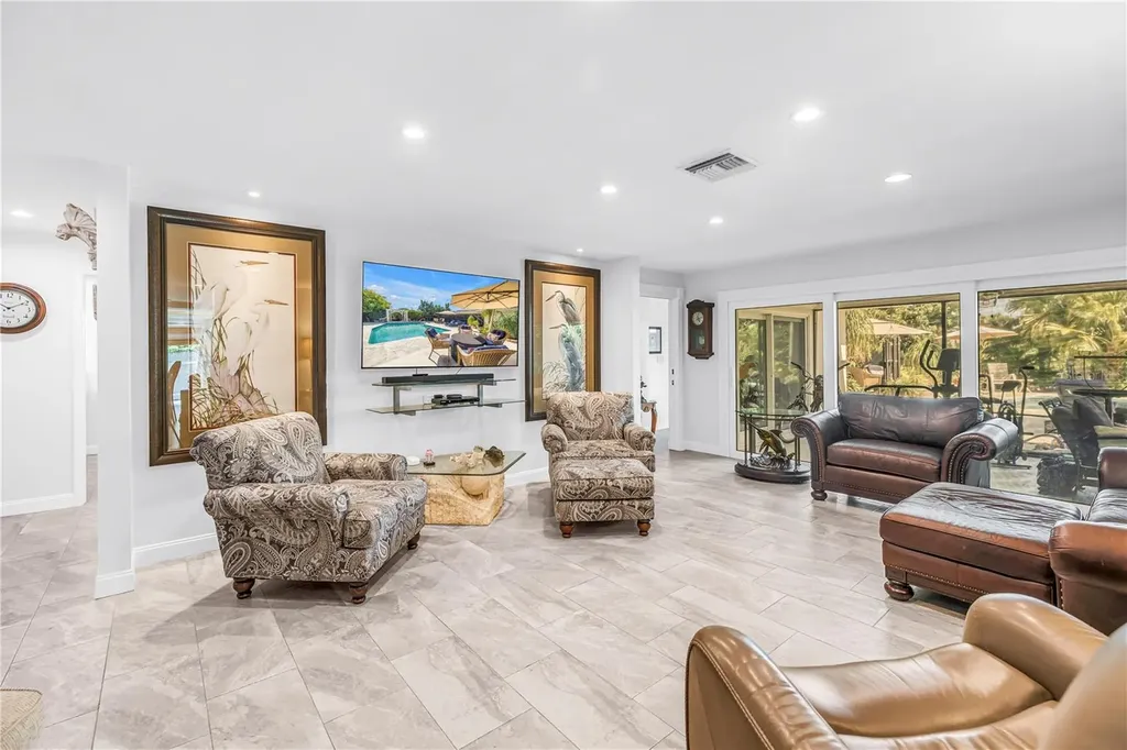 14261 Passage Way Seminole FL 33776