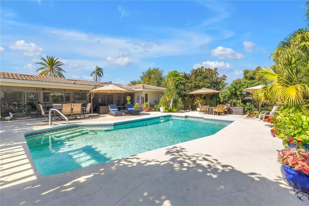14261 Passage Way Seminole FL 33776