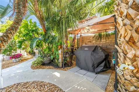 14261 Passage Way Seminole FL 33776