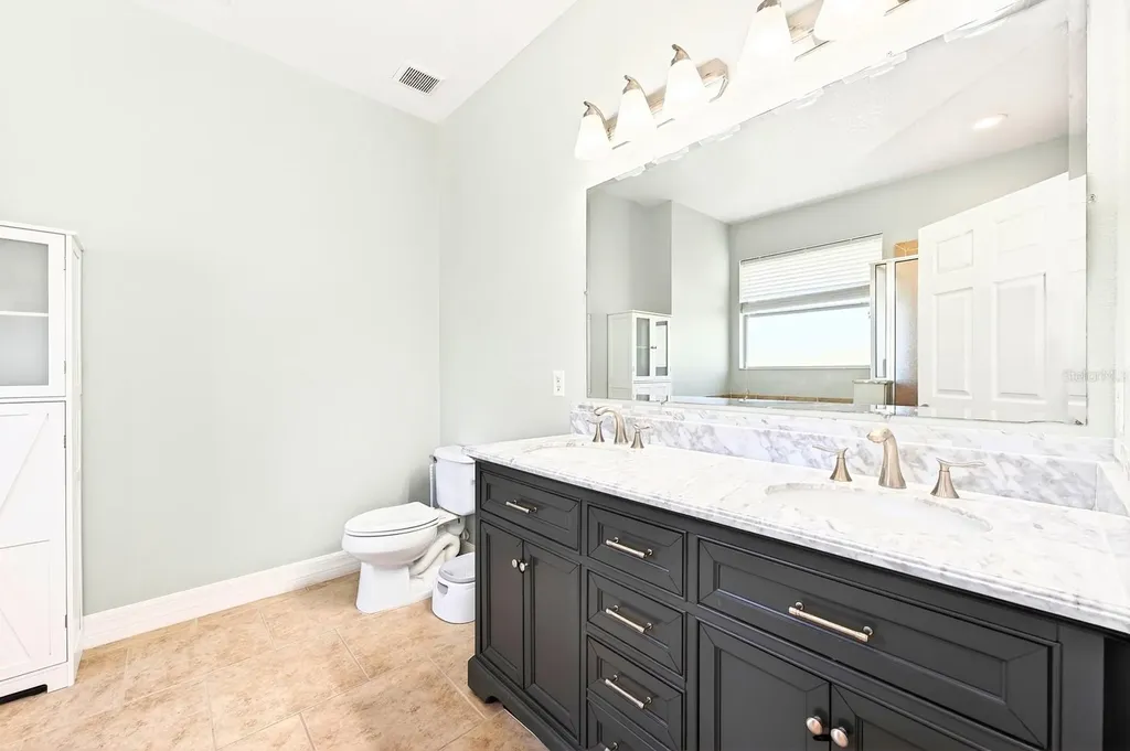 2494 Flatwood Court Apopka FL 32712