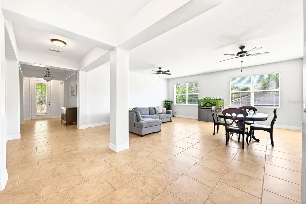 2494 Flatwood Court Apopka FL 32712