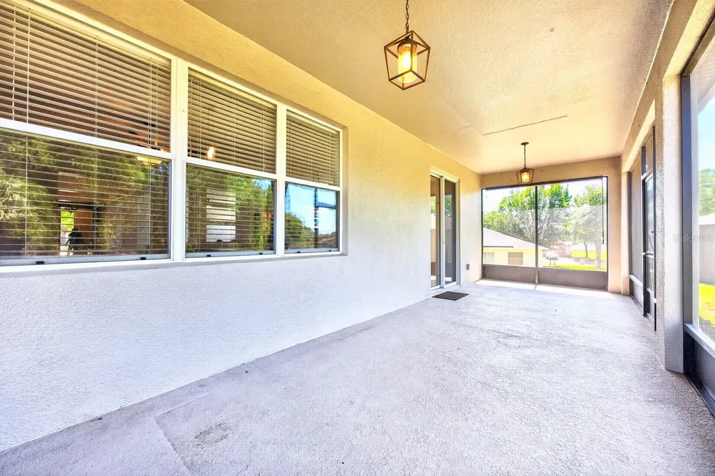 2494 Flatwood Court Apopka FL 32712