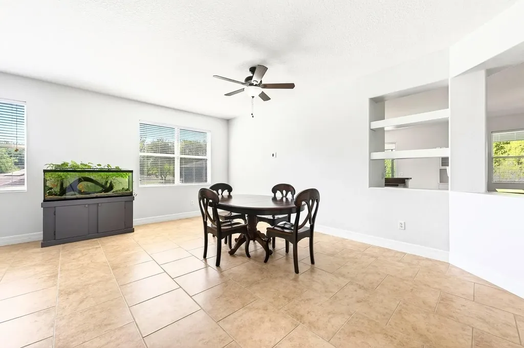 2494 Flatwood Court Apopka FL 32712