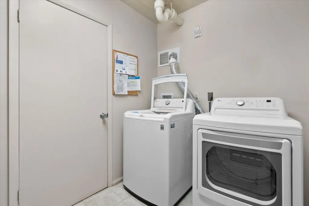 4822 Ocean Boulevard Sarasota FL 34242