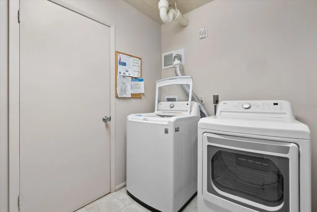 4822 Ocean Boulevard Sarasota FL 34242