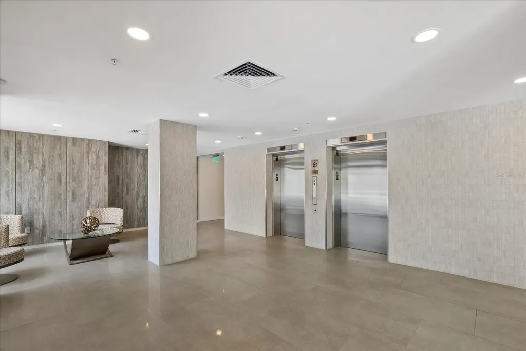 4822 Ocean Boulevard Sarasota FL 34242