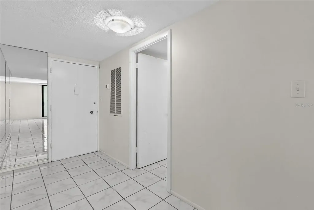 4822 Ocean Boulevard Sarasota FL 34242
