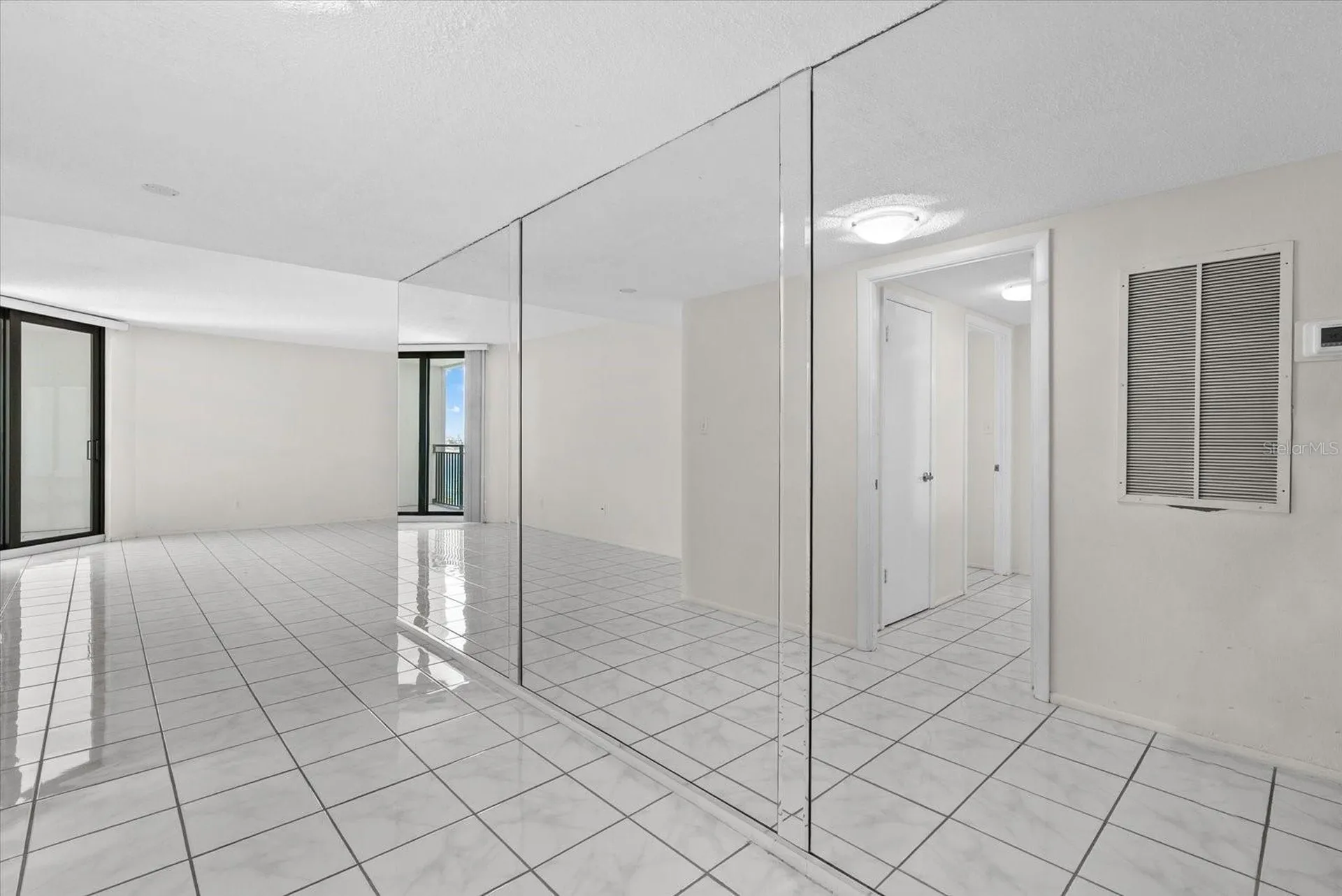 4822 Ocean Boulevard Sarasota FL 34242