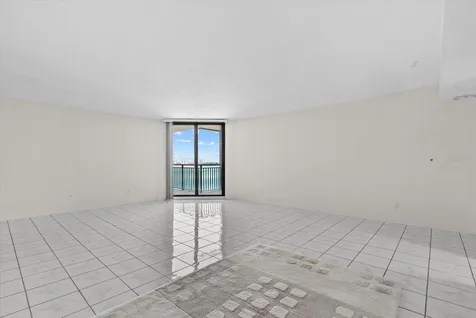4822 Ocean Boulevard Sarasota FL 34242