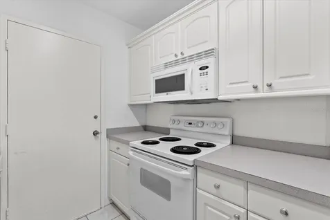 4822 Ocean Boulevard Sarasota FL 34242